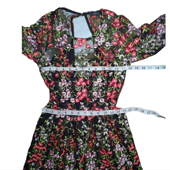 Club L  London Floral Embroidered Skater Dress Size 2 / UK 6 - Picture 8 of 10